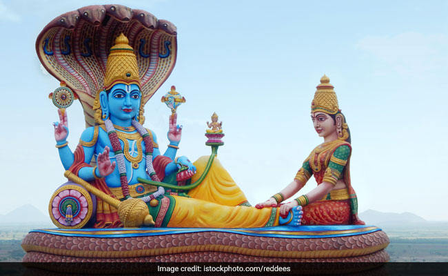 Mohini Ekadashi 2021: Date, <i>Muhurat</i> And All About This Ekadashi <i>Vrat</i>