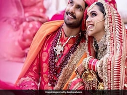 रणवीर-दीपिका ने शेयर की सिंधी रीति-रिवाज से हुई शादी की 5 तस्वीरें, इंटरनेट पर Viral रणवीर-दीपिका ने शेयर की सिंधी रीति-रिवाज से हुई शादी की 5 तस्वीरें, इंटरनेट पर Viral