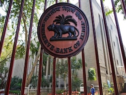 बोर्ड मीटिंग से पहले आरबीआई को लेकर केंद्र सरकार का नया प्रस्ताव बढ़ा सकता है विवाद: रिपोर्ट  बोर्ड मीटिंग से पहले आरबीआई को लेकर केंद्र सरकार का नया प्रस्ताव बढ़ा सकता है विवाद: रिपोर्ट