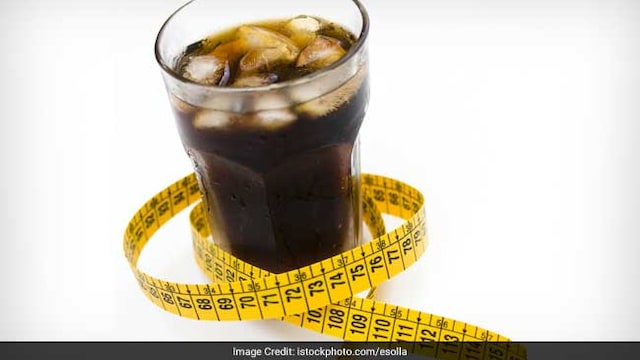 Read on to know the health hazards related to sweetened beverages!
