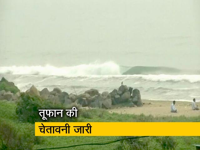 आज तट से टकरा सकता है गाजा तूफान