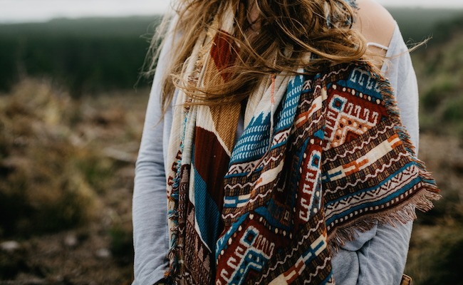 3 Gorgeous Party Stoles To Add To Your Wardrobe