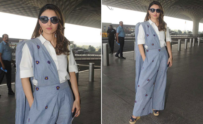 How Soha Ali Khan Made This Stylish Outfit Her Best Airport Look Yet