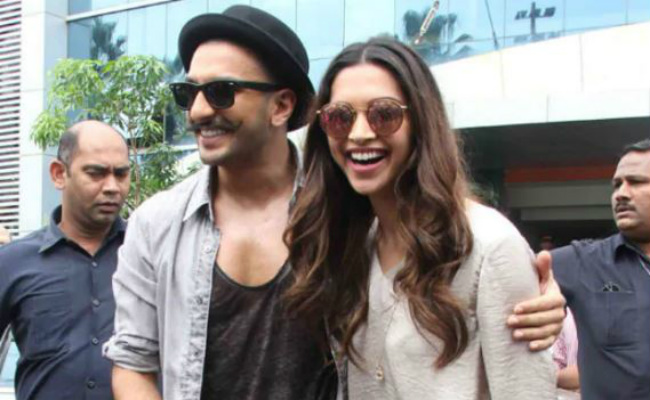 The Wait For Deepika Padukone, Ranveer Singh's Wedding Pics Best Described By Smriti Irani