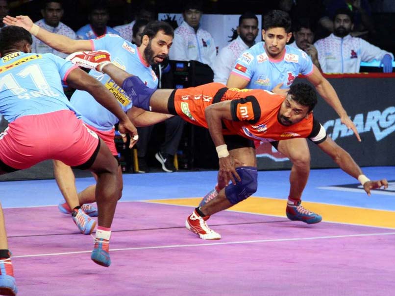 Pro Kabaddi League: Bengaluru Bulls Beat Jaipur Pink Panthers, Gujarat Fortunegiants Edge Past UP Yoddha