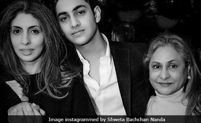 Shweta Nanda's Post Featuring 'Dearly Beloved' Agastya And Jaya Bachchan Totally Rocks