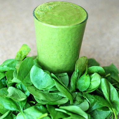 Should You Drink Spinach Juice Daily? Here's What Experts Say Should You Drink Spinach Juice Daily? Here's What Experts Say