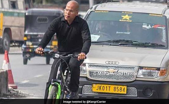 जम्मू-कश्मीर के चर्चित IPS बसंत रथ का हुआ ट्रांसफर, सोशल मीडिया पर नेता से हुई थी भिड़ंत