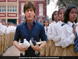 Zero Trailer: चांद तोड़ने चले बौने शाहरुख खान, अनुष्का से किया इश्क तो कैटरीना ने दिया Kiss Zero Trailer: चांद तोड़ने चले बौने शाहरुख खान, अनुष्का से किया इश्क तो कैटरीना ने दिया Kiss