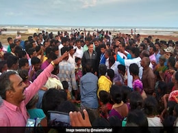 PM Must Visit Cyclone Affected Areas, Help Expedite Work: Kamal Haasan PM Must Visit Cyclone Affected Areas, Help Expedite Work: Kamal Haasan