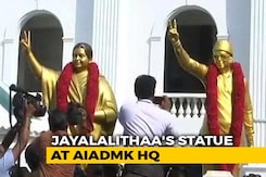 J Jayalalithaa's New Statue Replaces The One That Barely Looked Like Her J Jayalalithaa's New Statue Replaces The One That Barely Looked Like Her