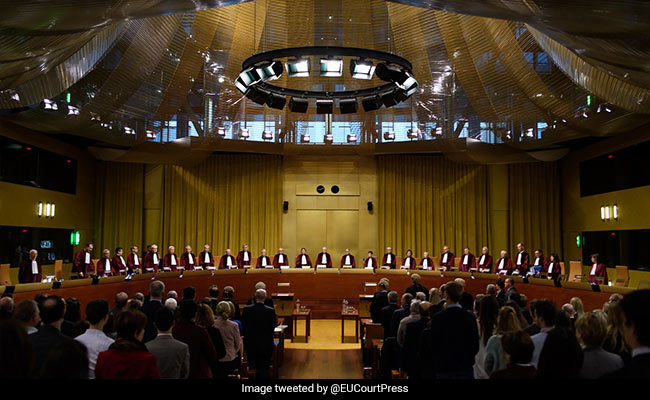 European Rights Body Suspends All Russia-Linked Petitions