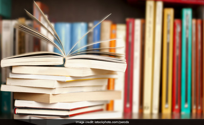 जम्मू-कश्मीर: टेक्स्टबुक में संवेदनशील सामग्री प्रकाशित करने पर प्रकाशक के खिलाफ कार्रवाई के आदेश