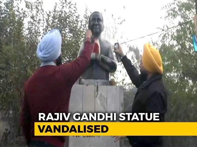 Amarinder Singh Blames Akali Dal For Vandalising Rajiv Gandhi's Statue