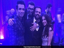 Ahead Of <I>Simmba</i> Trailer, This Pic Of Ranveer Singh, Sara Ali Khan From Mumbai Reception Will Make Your Day Ahead Of <I>Simmba</i> Trailer, This Pic Of Ranveer Singh, Sara Ali Khan From Mumbai Reception Will Make Your Day