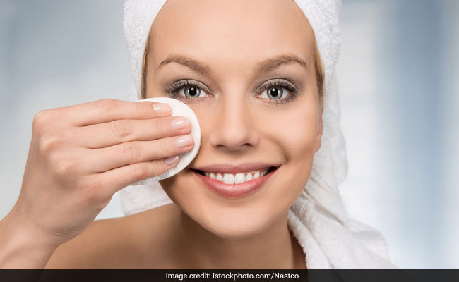 Girls who had higher concentrations of parabens in their urine at age 9 experienced puberty at young age.