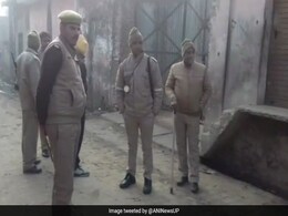 ISIS के नए आतंकी मॉड्यूल का खुलासा, NIA ने दिल्ली, यूपी में 16 जगहों पर मारा छापा, 5 हिरासत में ISIS के नए आतंकी मॉड्यूल का खुलासा, NIA ने दिल्ली, यूपी में 16 जगहों पर मारा छापा, 5 हिरासत में