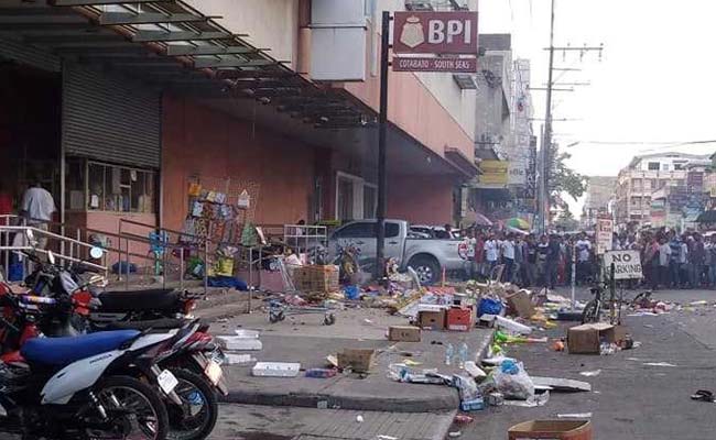 Bomb Outside Shopping Centre Kills Two, Wounds 28 In Philippines