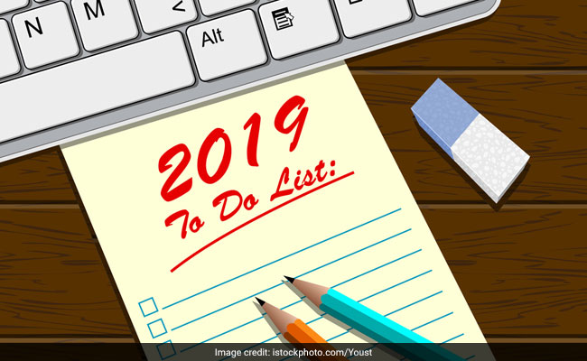 Happy New Year 2019: Top New Year Resolutions For Upcoming Year