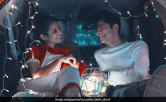 Priya Prakash Varrier कार की डिक्की में यूं जश्न मनाती आईं नज़र, video हुआ वायरल