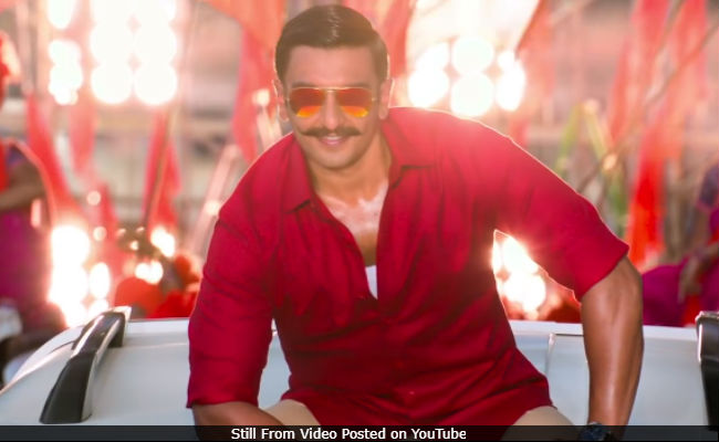 <i>Simmba</i>'s <i>Aala Re Aala</i>: Ranveer Singh Is The Heart And Soul Of This Rocking Song