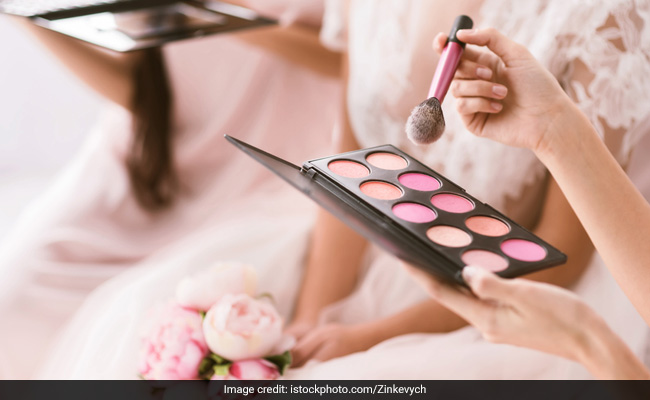 Hartalika Teej Makeup Tips: हरतालिका तीज पर ऐसे करें स्‍मार्ट मेकअप, सबसे खूबसूरत द‍िखेंगी आप