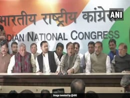 महागठबंधन में कुशवाहा के शामिल होने पर बोले तेजस्वी- यह दलों का नहीं, 'जनता के दिलों का गठबंधन' महागठबंधन में कुशवाहा के शामिल होने पर बोले तेजस्वी- यह दलों का नहीं, 'जनता के दिलों का गठबंधन'