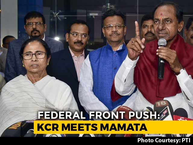 On Non-Congress, Non-BJP Front, Mamata Banerjee's Strange Signal