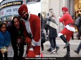 Merry Christmas: कनाडा में सरदार जी बने Santa Claus, लोगों के साथ ऐसे किया भांगड़ा, देखें VIDEO Merry Christmas: कनाडा में सरदार जी बने Santa Claus, लोगों के साथ ऐसे किया भांगड़ा, देखें VIDEO