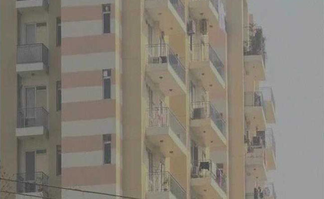 Gurgaon Businessman, 47, Dies Allegedly After Jumping From 9th Floor Flat
