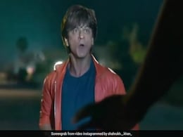 Zero Video: शाहरुख खान का यूं छलका दर्द, बोले-ओए दुनिया वालों तुमने लाइफ में मेरी कभी इज्जत नहीं की...जानें क्या है वजह Zero Video: शाहरुख खान का यूं छलका दर्द, बोले-ओए दुनिया वालों तुमने लाइफ में मेरी कभी इज्जत नहीं की...जानें क्या है वजह