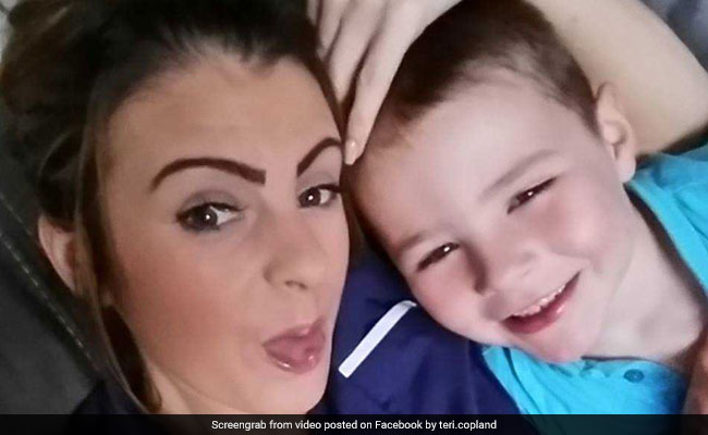 7 साल के बच्चे ने स्वर्ग में भेजा पिता के लिए लेटर, पोस्ट ऑफिस ने ऐसे किया 'Deliver'