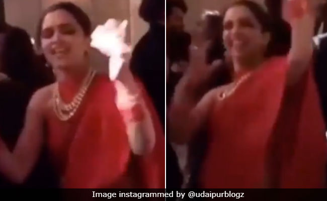 Deepika Padukone, Ranveer Singh Were The Life And Soul Of Isha Ambani, Anand Piramal's Pre-Wedding Bash In Udaipur