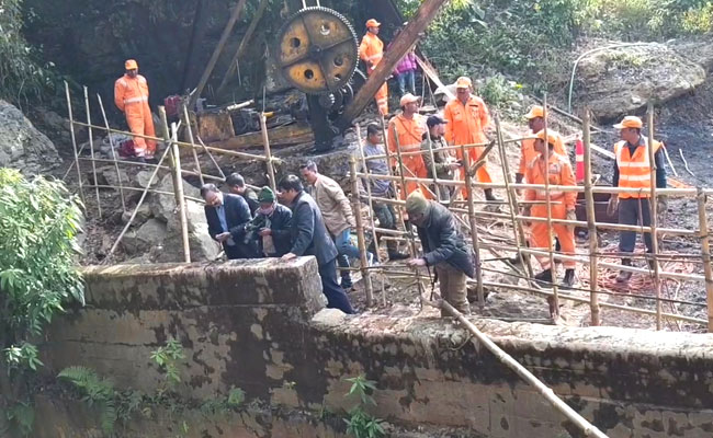 Meghalaya Rescue Operation Updates: Navy Divers, High-Pressure Pumps To Reach Site Today