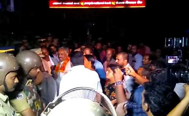 Group Of 11 Women Evicted From Sabarimala Base Camp By Police: Highlights