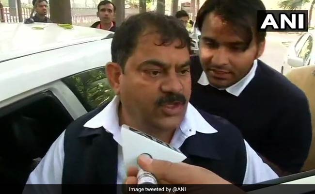 "Robert Vadra Being Framed," Says Congress Worker After Raid At Home