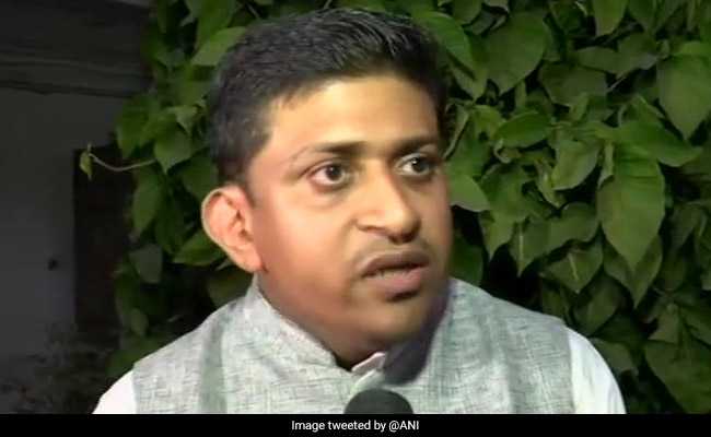 Lawyer Who Appeared For Agusta "Middleman" Expelled By Youth Congress