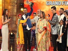 India's Got Talent: जावेद खान के 'जादू के जाल' में फंसी Winning Trophy, जीते 25 लाख और एक कार India's Got Talent: जावेद खान के 'जादू के जाल' में फंसी Winning Trophy, जीते 25 लाख और एक कार