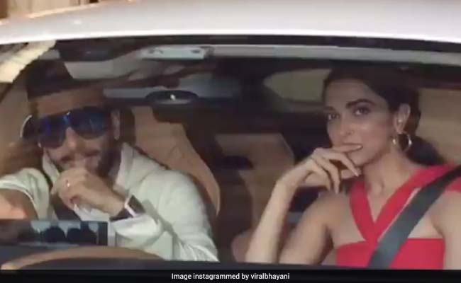 दीपिका पादुकोण-रणवीर सिंह की कार को फैन्स की भीड़ ने घेरा, और फिर...देखें Video