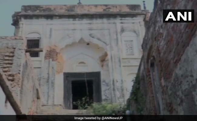 Over 170 Unsafe Ayodhya Buildings Get Notice. Includes Temples, Shelters