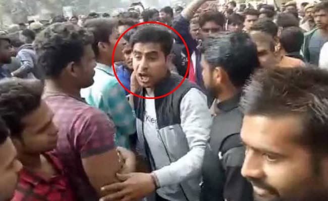 बुलंदशहर हिंसा : घटना के समय मौके पर मौजूद था जीतू फौजी, सामने आया VIDEO