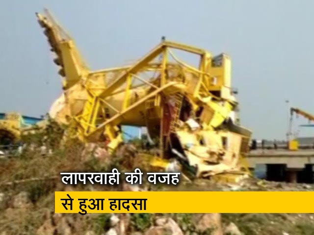 आंध्र प्रदेश में क्रेन गिरने से एक शख्स की मौत