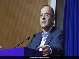 वित्त मंत्री अरुण जेटली की अगुवाई में मोदी सरकार के मंत्रियों का उर्जित पटेल पर हमला  वित्त मंत्री अरुण जेटली की अगुवाई में मोदी सरकार के मंत्रियों का उर्जित पटेल पर हमला