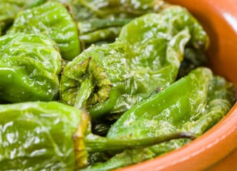 Green Chilli Chutney: 5 Mirchi Ka Achar Recipes To Spruce Up Your Meal Green Chilli Chutney: 5 Mirchi Ka Achar Recipes To Spruce Up Your Meal