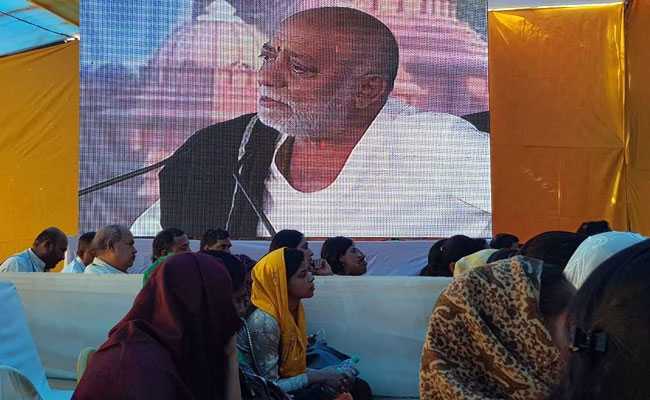 मोरारी बापू ने कैम्ब्रिज यूनिवर्सिटी में सुनाई 'राम कथा', NDTV को बताया कैसा रहा अनुभव