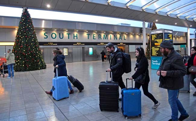 Flights Resume At London's Gatwick Airport After "Control Systems Issue"