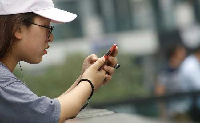 China Closes 1,100 Social Media Accounts For Unlawful Activities: Report