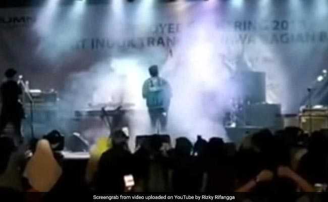 Indonesia Tsunami Rips Through Stage As Band Performs, Caught On Camera