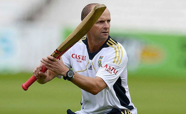 कपिल देव के पैनल ने की महिला टीम कोच के लिए गैरी कर्स्टन सहित तीन नामों की सिफारिश, लेकिन....