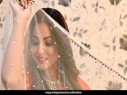 हिना खान ने अपनाए खतरनाक तेवर, इस टीवी एक्ट्रेस से बोलीं- आज से तुम्हारा बुरा वक्त शुरू...देखें Video हिना खान ने अपनाए खतरनाक तेवर, इस टीवी एक्ट्रेस से बोलीं- आज से तुम्हारा बुरा वक्त शुरू...देखें Video